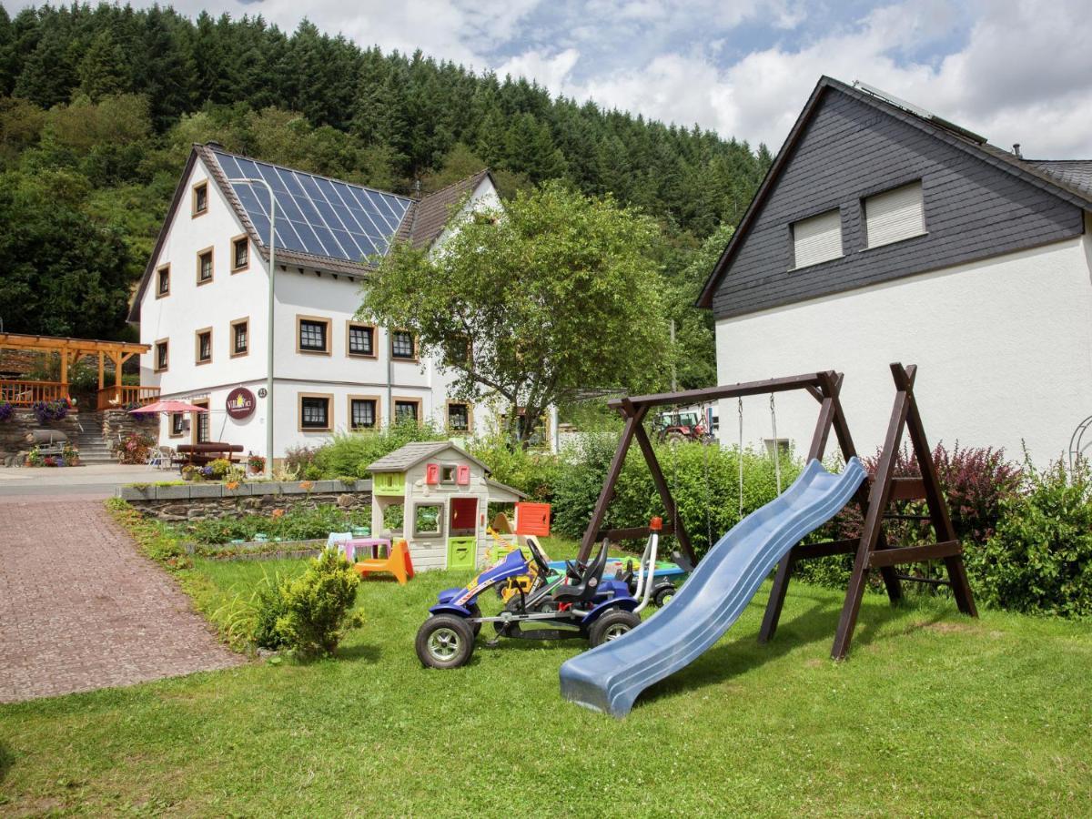 Lavish Apartment In Merschbach Near The Forest Екстериор снимка