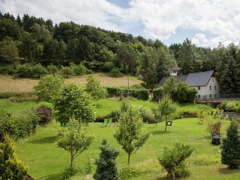 Lavish Apartment In Merschbach Near The Forest Екстериор снимка